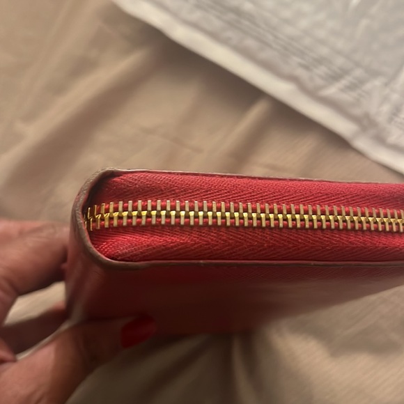 Prada Hot pink wallet - Picture 2 of 5